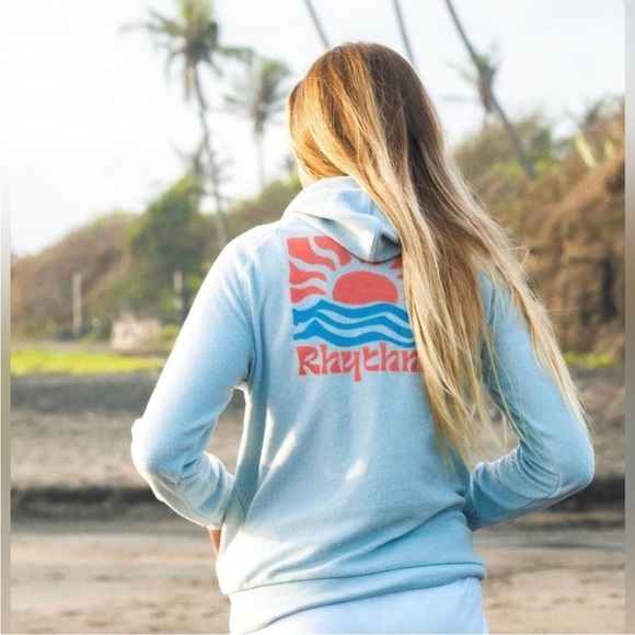 Rhythm. Tops - Rhythm. Dawn Fleece Vintage Sun Graphic Pullover Hoodie Sky Blue Size Large